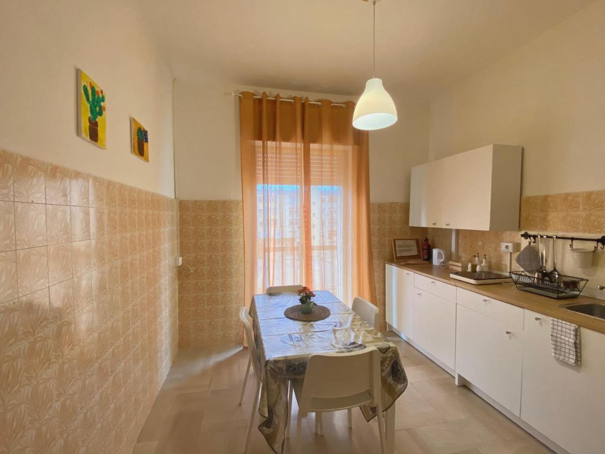 Guest House Service - Express Airport Apartment 모두가노 외부 사진